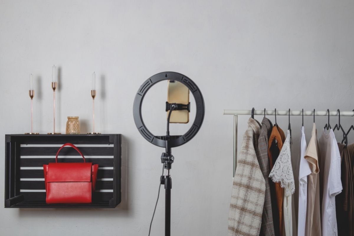 Are Ring Lights Good For Product Photography (And How To Use Them)