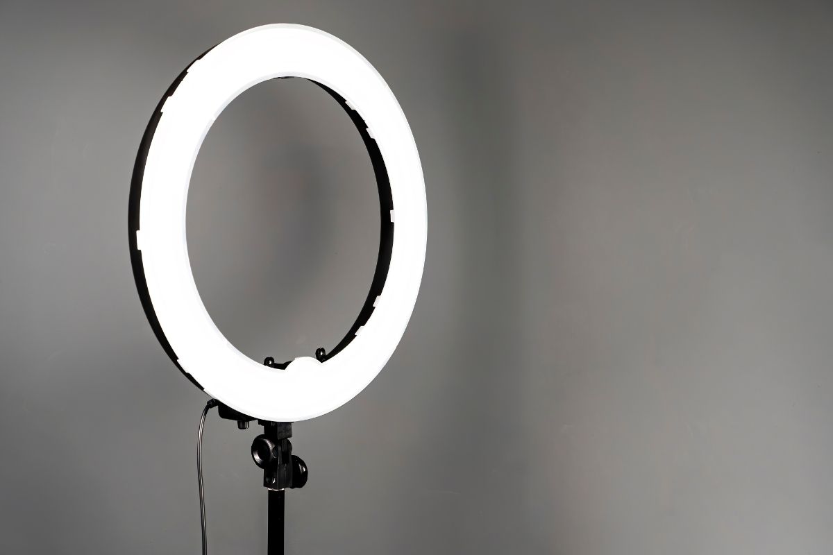How Long Does A Ring Light Last (Do Ring Lights Ever Burn Out)