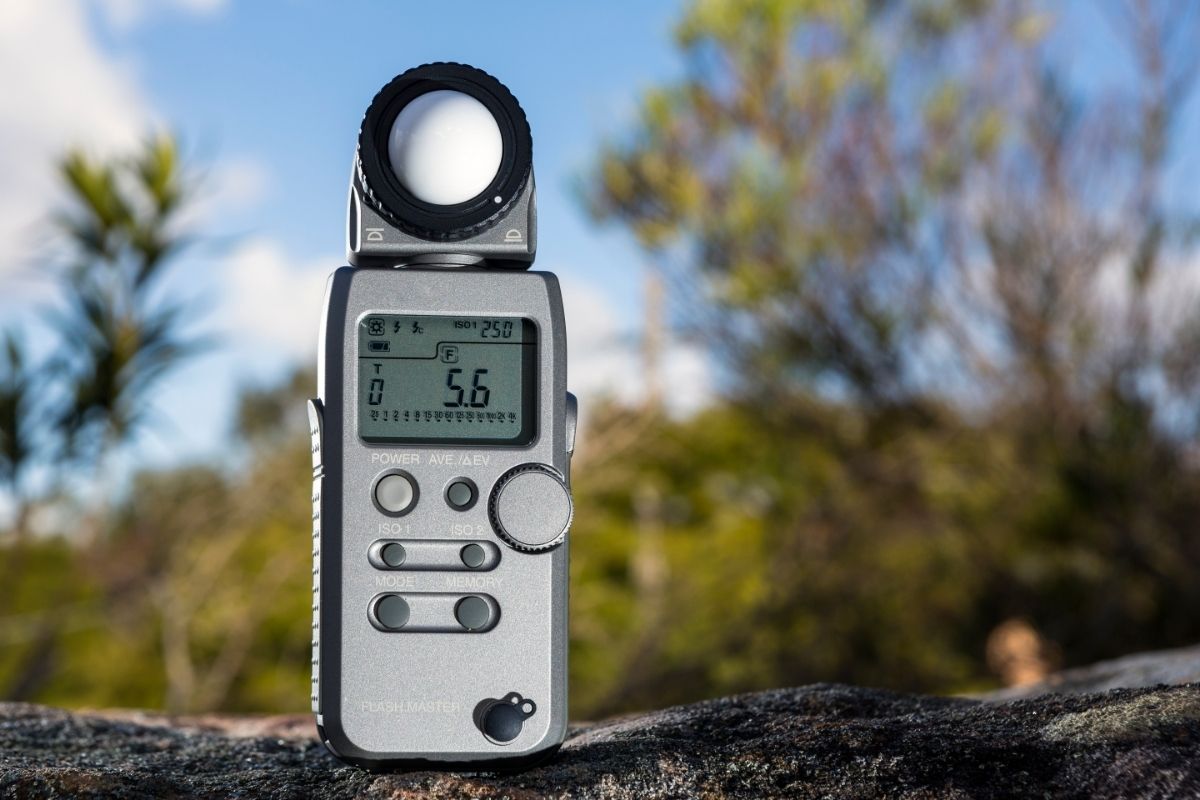 What Is An Incident Light Meter And How To Use It?